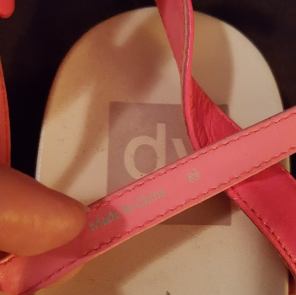 Hot pink gladiator sandals - Picture 2 of 2